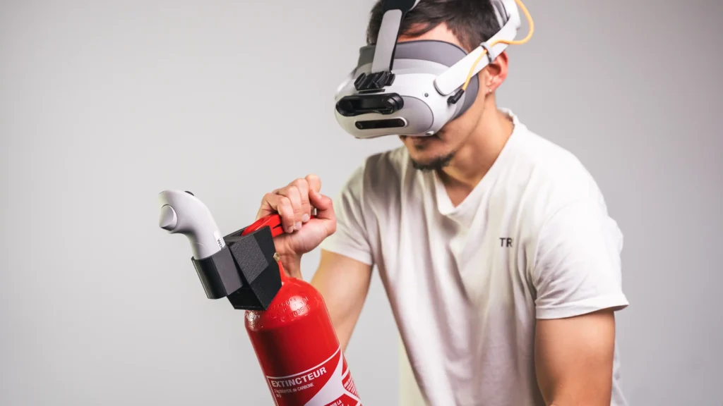 Stagiaire en formation incendie avec casque VR YouRescue